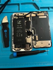 Photo de galerie - Changement écran IPhone 