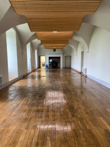 Photo de galerie - Nettoyage salle de réception 