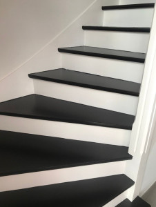 Photo de galerie - Peinture escalier