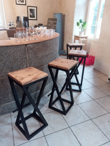 Photo de galerie - Tabouret de bar 