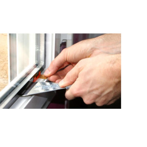 Photo de galerie - Remplacement de vitre sur menuiserie