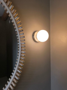 Photo de galerie - Pose d'une applique 