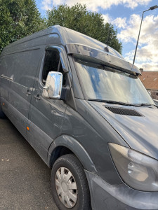 Photo de galerie - Véhicule adapté aux contraintes particulières 