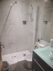 Photo de galerie - Salle de bain faite de A a Z