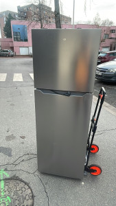 Photo de galerie - Livraison de frigo 