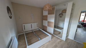 Photo de galerie - Montage installation dressing et lit