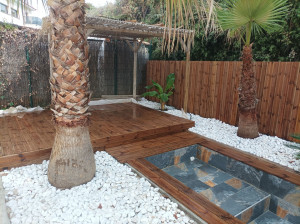 Photo de galerie - Terrasse tour de piscine pergola et brise vue 
