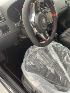 Photo de galerie - Nettoyage voiture complet 