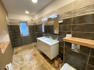 Photo de galerie - Salle de bain avec receveur carreleur