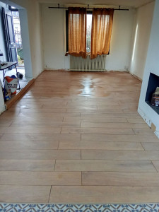 Photo de galerie - Pose carrelage 120*20 effet parquet 