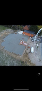 Photo de galerie - Sur ce projet, j’ai réalisé pour ma propre maison : ✅ La création complète des fondations ✅ Le coulage de la dalle béton sur une surface de 459 m²