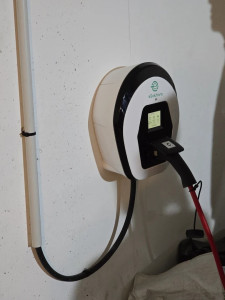 Photo de galerie - Borne de recharge VE