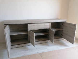 Photo de galerie - Montage d'un meuble télé 