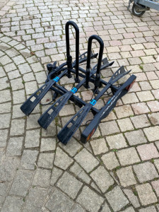Photo de galerie - Loue porte 3 vélos