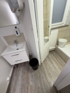 Photo de galerie - Tout type de surface et d'espace (sanitaires, poubelles)