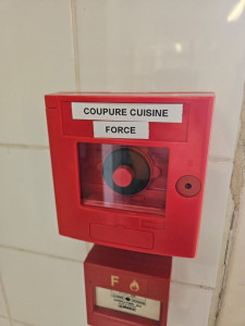 Photo de galerie - Mise en place coupure d'urgence