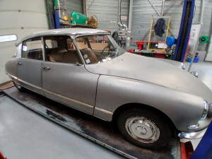 Photo de galerie - Réparation de voiture ancienne