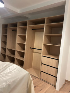 Photo de galerie - Dressing sur mesure. 3,50m