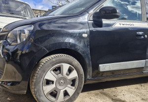 Photo de galerie - Aile avant gauche est d'occasion 