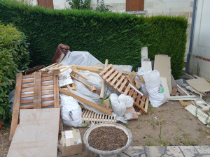 Photo de galerie - Débarras d'un chantier gravas placo palette