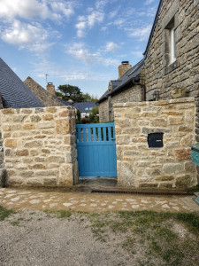 Photo de galerie - Mur en pierre seche plus enduit