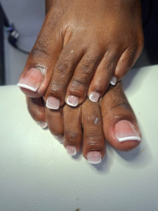Photo de galerie - Soins des pieds soigné et professionnel pour les pieds doux propre et élégant 