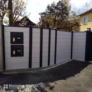 Photo de galerie - Bricolage et multi services