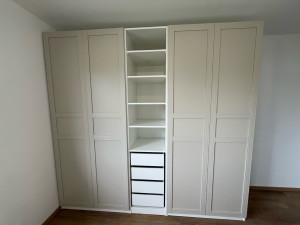 Photo de galerie - Montage d’un dressing 