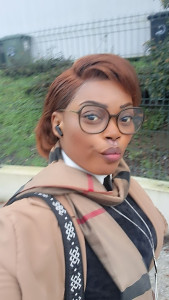 Photo de galerie - Je propose mes services de ménagère de coiffeuse, d'accompagnements, et de baby-siting