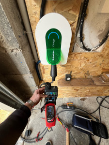 Photo de galerie - Mise en route borne électrique 