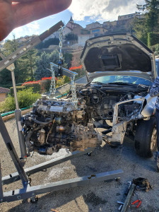Photo de galerie - Dépose du moteur sur un rav4 moteur d4d
pour remplacer le turbo, l'embrayage, la distribution, et nettoyage du moteur.