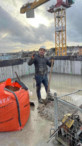 Photo de galerie - Manoeuvre de bâtiment 