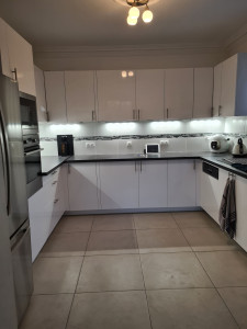 Photo de galerie - Bricolage et multi services