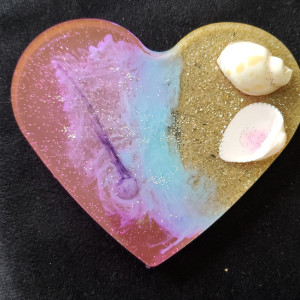 Photo de galerie - Resine epoxy avec ajout d'éléments naturels 