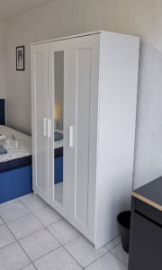 Photo de galerie - Montage d' une armoire IKEA 