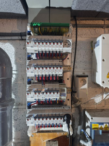 Photo de galerie - Remise aux normes d'un tableau électrique en porte fusible