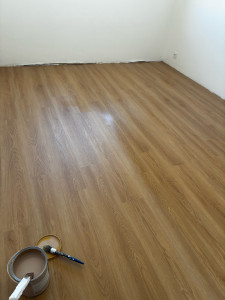 Photo de galerie - Pose parquet+ vitrification 