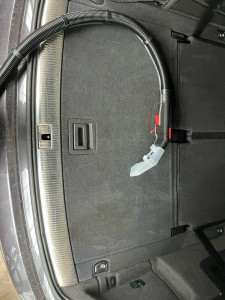 Photo de galerie -  nettoyage plastique moquette et tissus avec injecteur extracteur. 