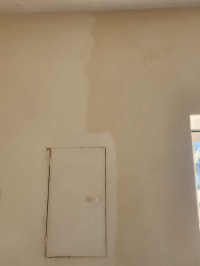 Photo de galerie - Décrassage d'un mur après déménagement