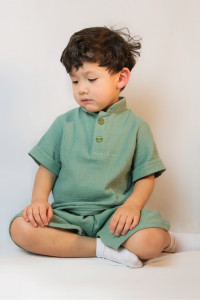 Photo de galerie - Ensemble fait à la main sûr mesure avec de la double gaze de coton. 