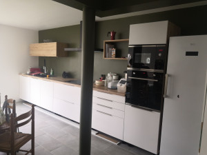 Photo de galerie - Montage d'une cuisine