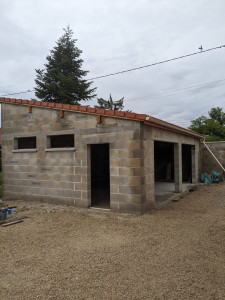 Photo de galerie - Construction garage en agglo 
