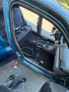 Photo de galerie - Full nettoyage d’une Clio de 27ans d’âge 