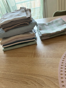 Photo de galerie - Linge à repasser à mon domicile, soigner, sans odeur de tabac, rien ☺️
