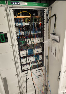Photo de galerie - Rajout de circuit dans une armoire électrique 