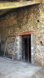 Photo de galerie - Ouverture d'une grange de 1,50m de largeur sur 2,20m de hauteur 