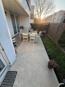 Photo de galerie - Après avoir passé le Karcher, plus le produit nettoyant anti mousse