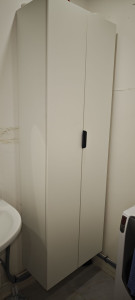 Photo de galerie - Meuble suspendu Ikea pour salle de bain