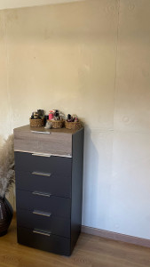 Photo de galerie - Création mur effet béton bancher  ,un aspect naturel lisse agréable au toucher