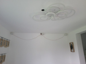Photo de galerie - Passage câble plafond système audio/video